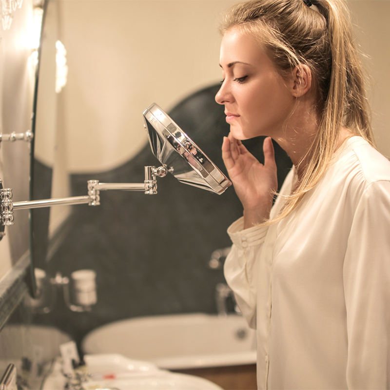 Mascné : comment lutter contre l'acné sous le masque de protection ! 1