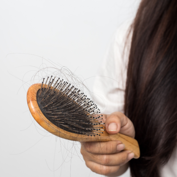 Les meilleurs compléments alimentaires cheveux 13