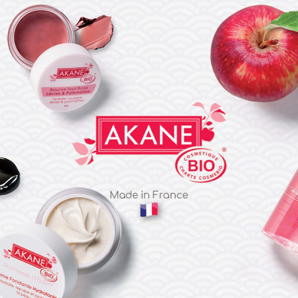 Akane et ses soins à croquer ! 8